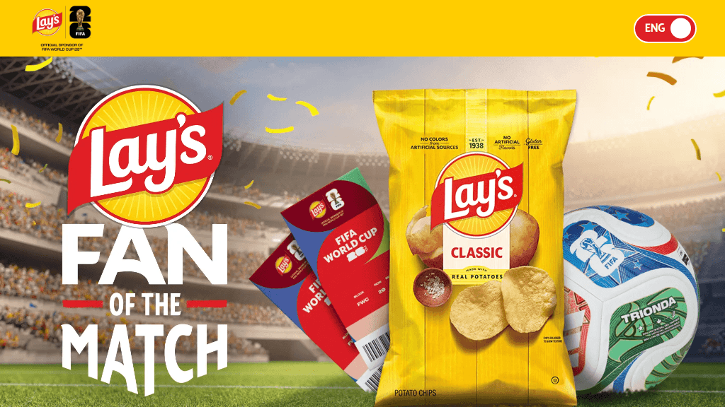Plakat promocyjny loterii Kup trzy produkty marek Lays, Cheetos, Doritos w Zabce. – szczegóły i nagrody w Zabka